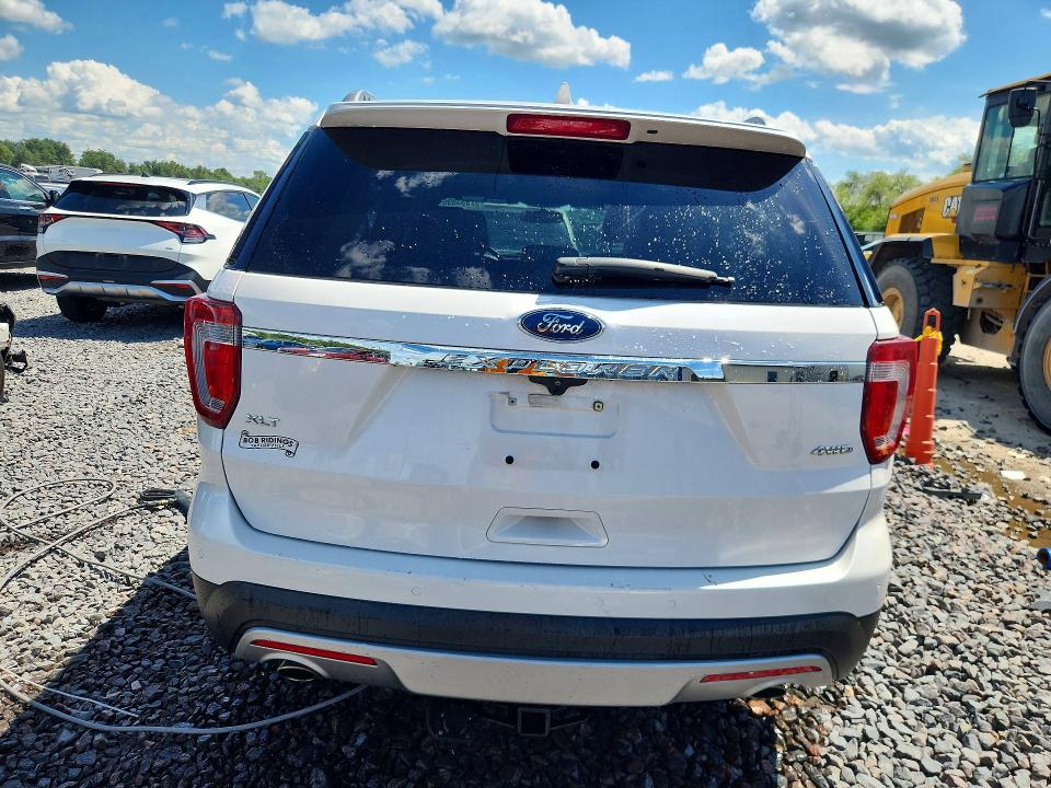 57953896 :رقم المزاد ، 1FM5K8D88HGD18154 vin ، 2017 Ford Explorer مزاد بيع