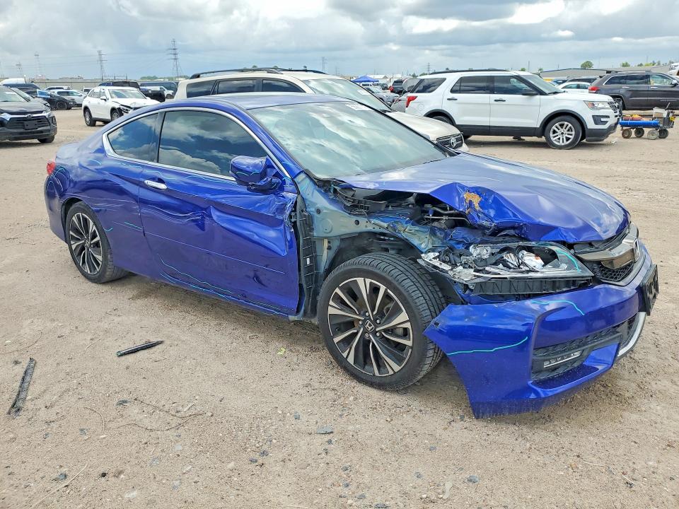 Продажа на аукционе авто 2017 Honda Accord, vin: 1HGCT1B61HA008854, номер лота: 55901116