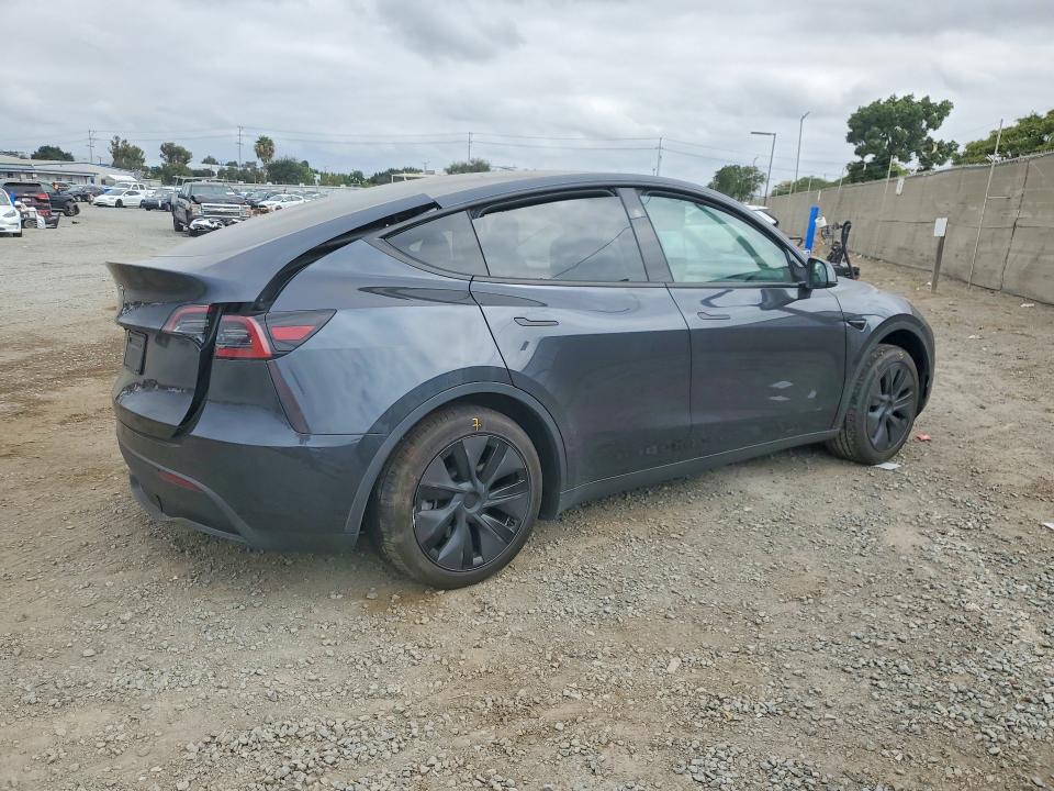 Продажа на аукционе авто 2025 Tesla Model Y, vin: 7SAYGDED9SF273513, номер лота: 57927596