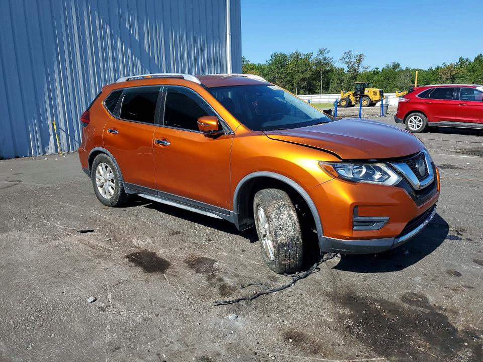 58526346 :رقم المزاد ، JN8AT2MT1LW007802 vin ، 2020 Nissan Rogue مزاد بيع