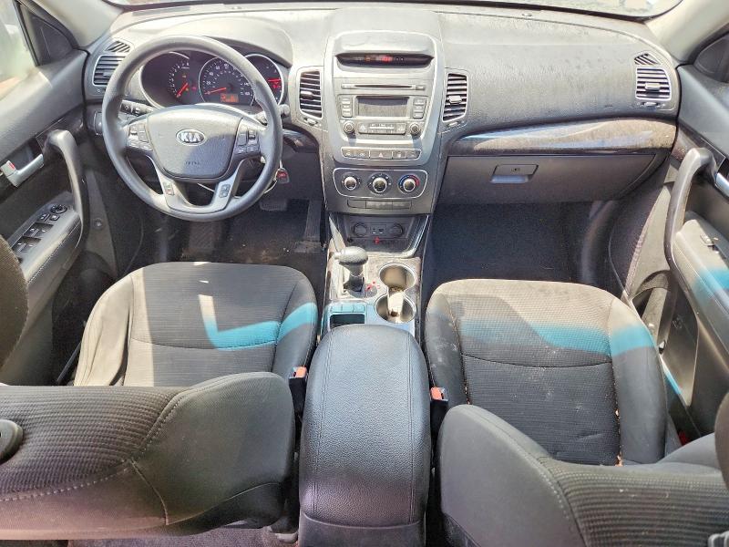 56346306 :رقم المزاد ، 5XYKT3A6XFG601732 vin ، 2015 Kia Sorento مزاد بيع