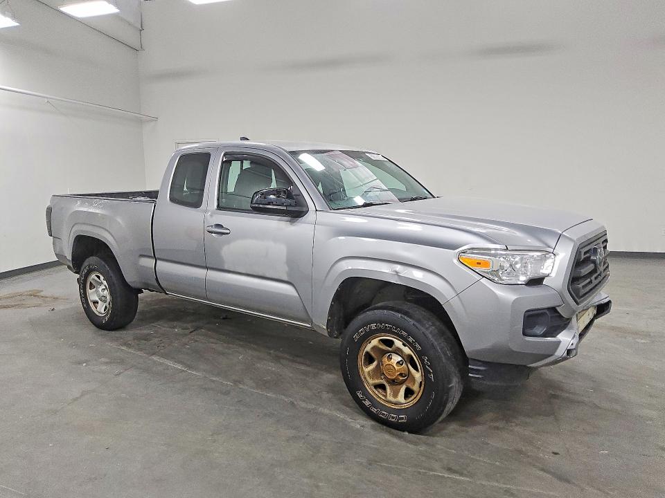 Продаж на аукціоні авто 2018 Toyota Tacoma, vin: 5TFSX5EN7JX058203, номер лоту: 52008306