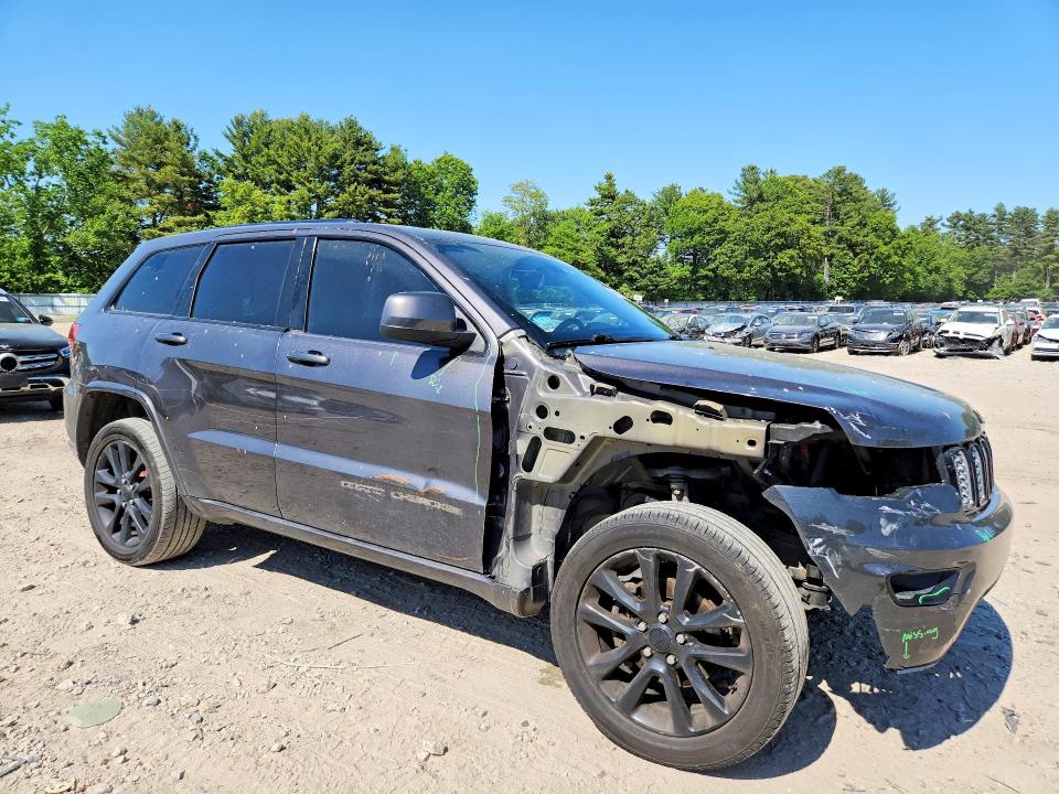 56116176 :رقم المزاد ، 1C4RJFAG9JC272727 vin ، 2018 Jeep Grand Cherokee مزاد بيع