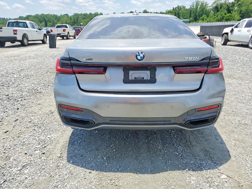 57172156 :رقم المزاد ، WBA7U2C04NCG95132 vin ، 2022 Bmw 750 مزاد بيع