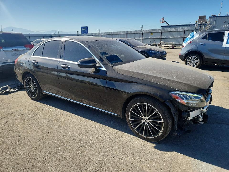 58407986 :رقم المزاد ، W1KWF8DB0MR627162 vin ، 2021 Mercedes-benz C مزاد بيع