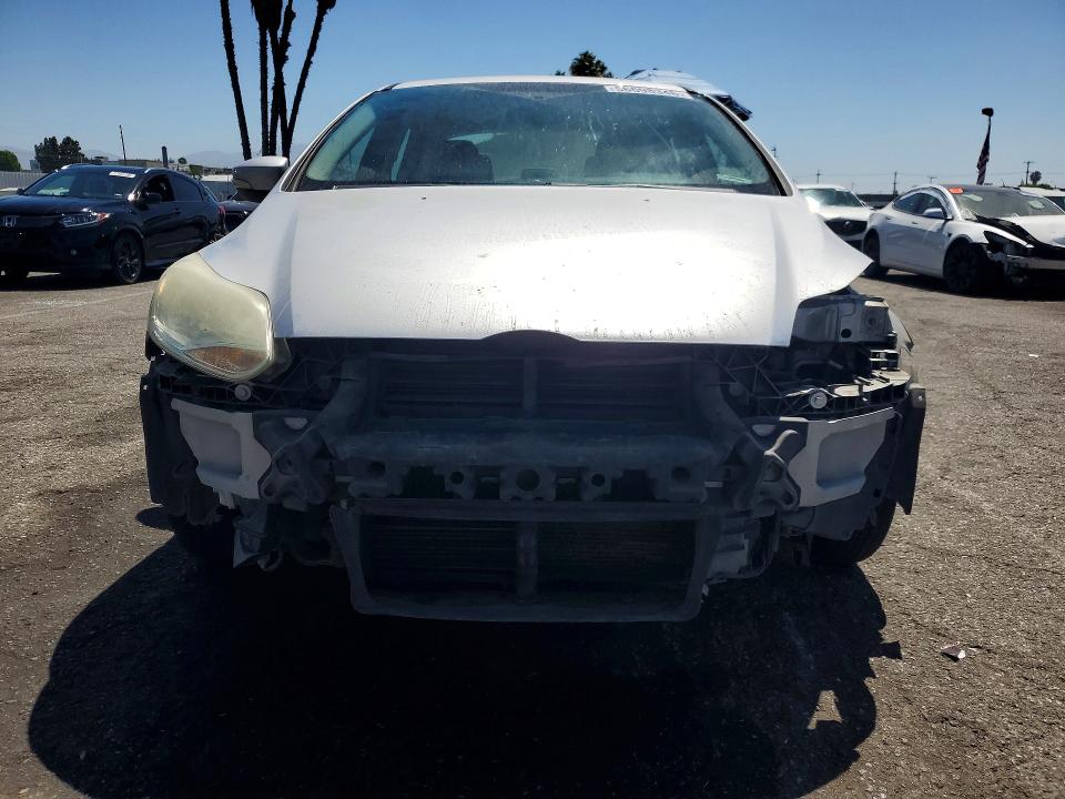 2014 Ford Focus მანქანა იყიდება აუქციონზე, vin: 1FADP3F20EL124322, აუქციონის ნომერი: 56698346