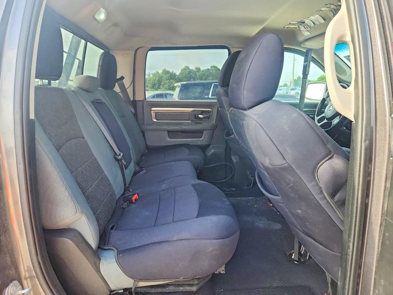 56148236 :رقم المزاد ، 1C6RR6TT2KS562289 vin ، 2019 Ram 1500 Classic مزاد بيع