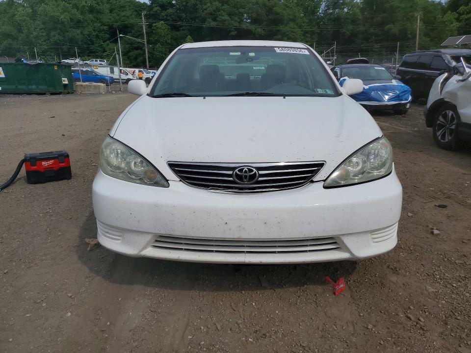 58089856 :رقم المزاد ، 4T1BE32K05U587533 vin ، 2005 Toyota Camry مزاد بيع