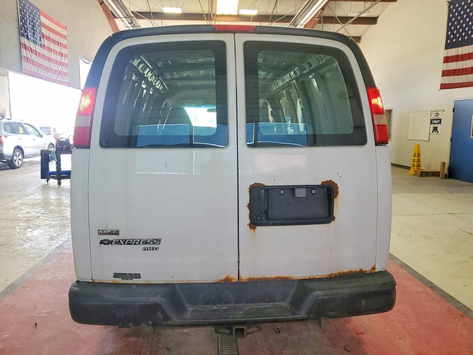55884836 :رقم المزاد ، 1GCFH154381213146 vin ، 2008 Chevrolet Express G1500 مزاد بيع