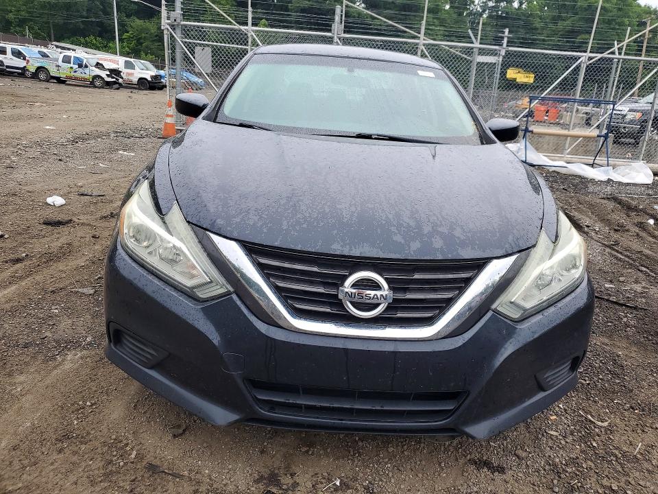 Продаж на аукціоні авто 2017 Nissan Altima, vin: 1N4AL3AP8HC143304, номер лоту: 58088966