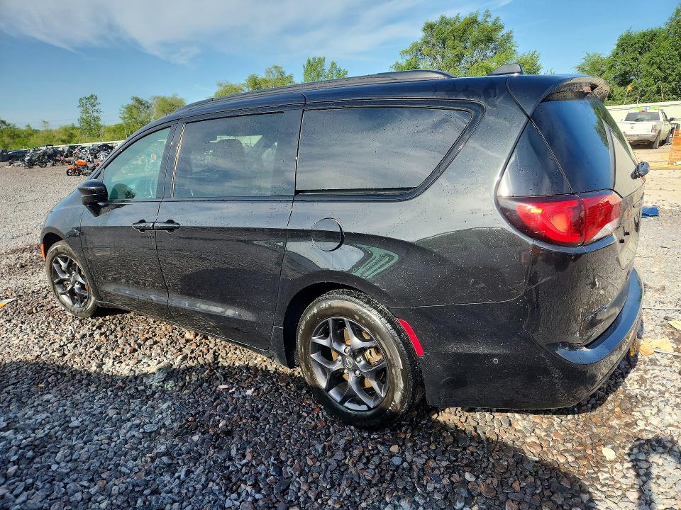Продажа на аукционе авто 2019 Chrysler Pacifica, vin: 2C4RC1EG1KR667470, номер лота: 59013126