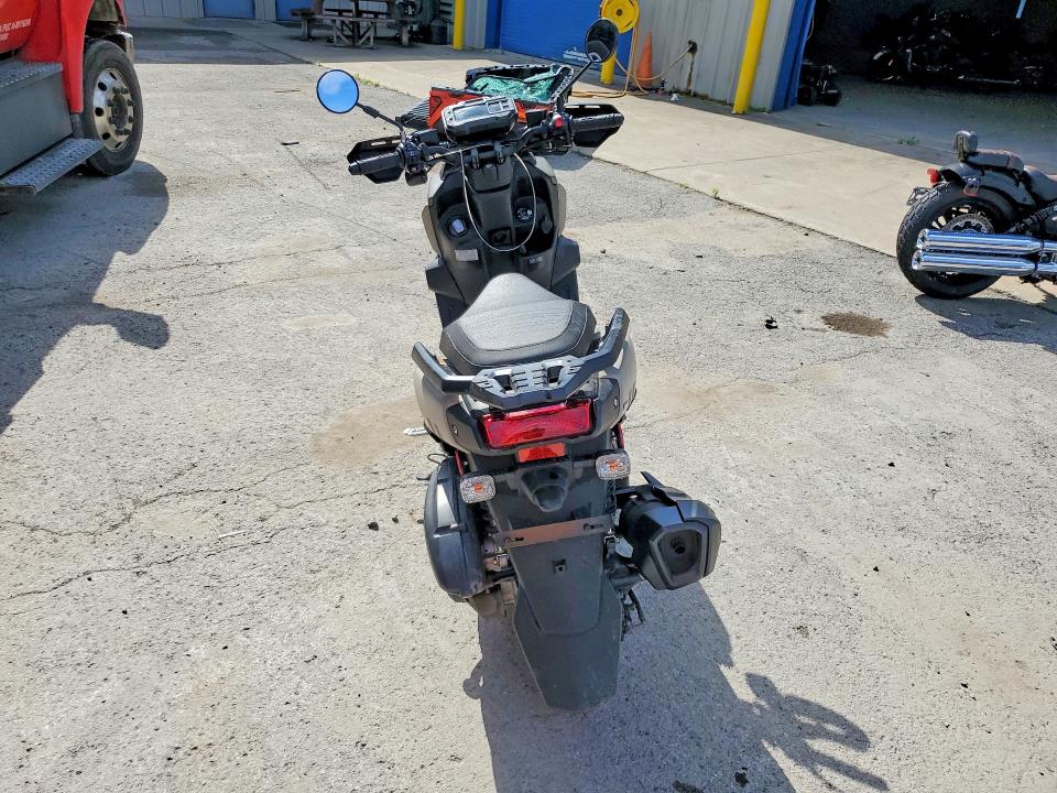 57747716 :رقم المزاد ، RKRSEH9Y9SA007391 vin ، 2025 Yamaha Yw125 مزاد بيع