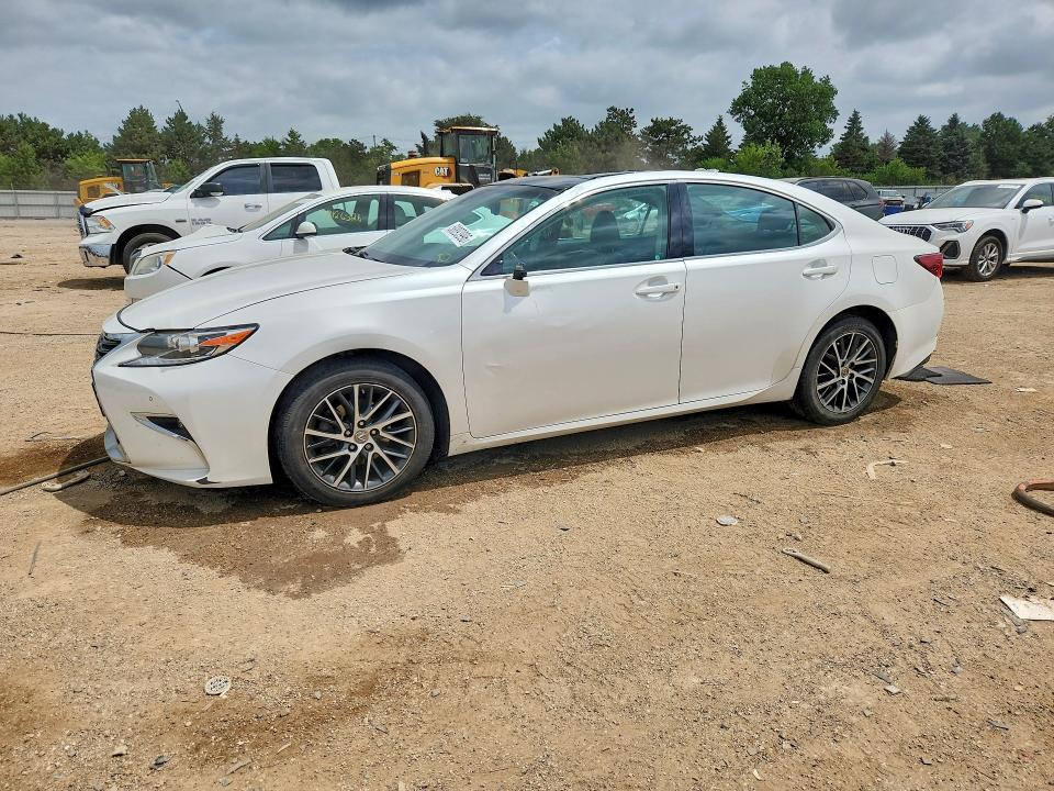 2017 Lexus Es მანქანა იყიდება აუქციონზე, vin: 58ABK1GG3HU040531, აუქციონის ნომერი: 58893996