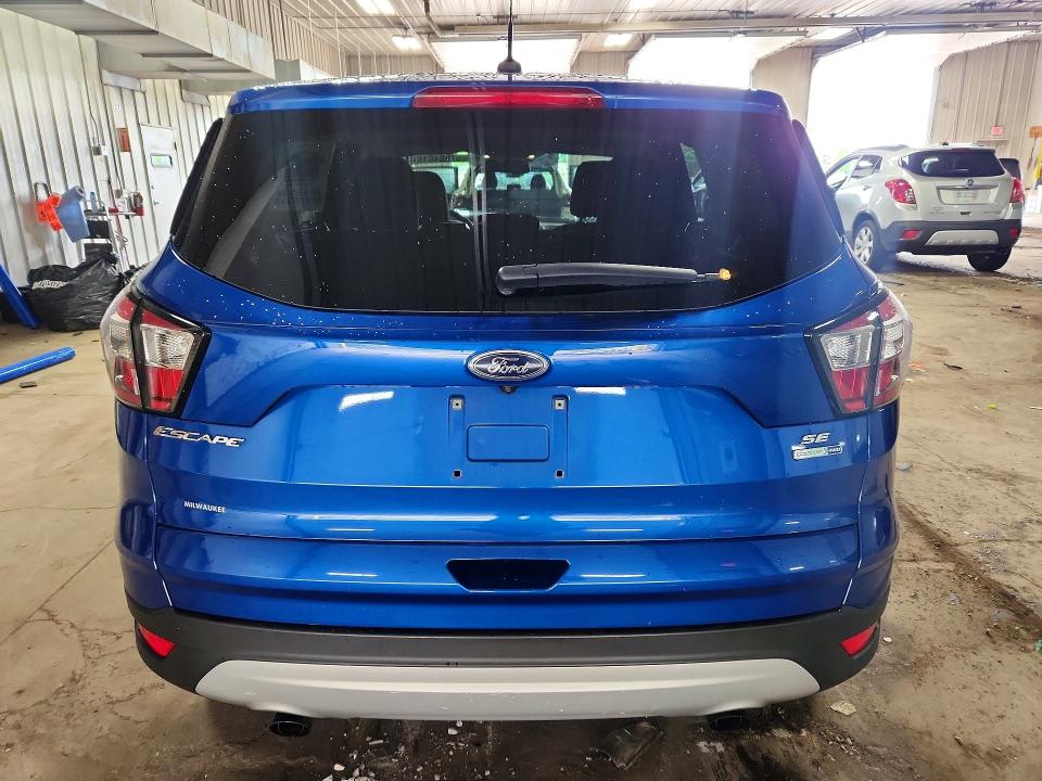 Продажа на аукционе авто 2017 Ford Escape, vin: 1FMCU9GD5HUC94932, номер лота: 57084616