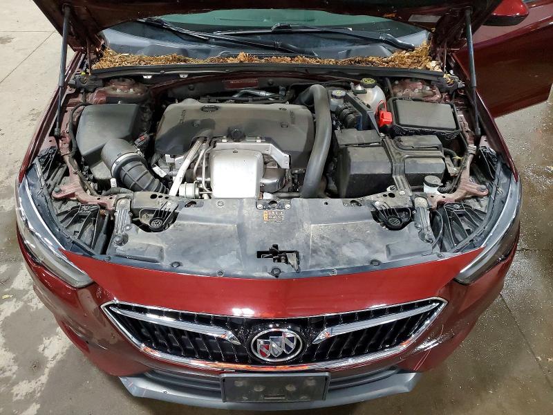 58307156 :رقم المزاد ، W04GR6SX1J1103872 vin ، 2018 Buick Regal مزاد بيع