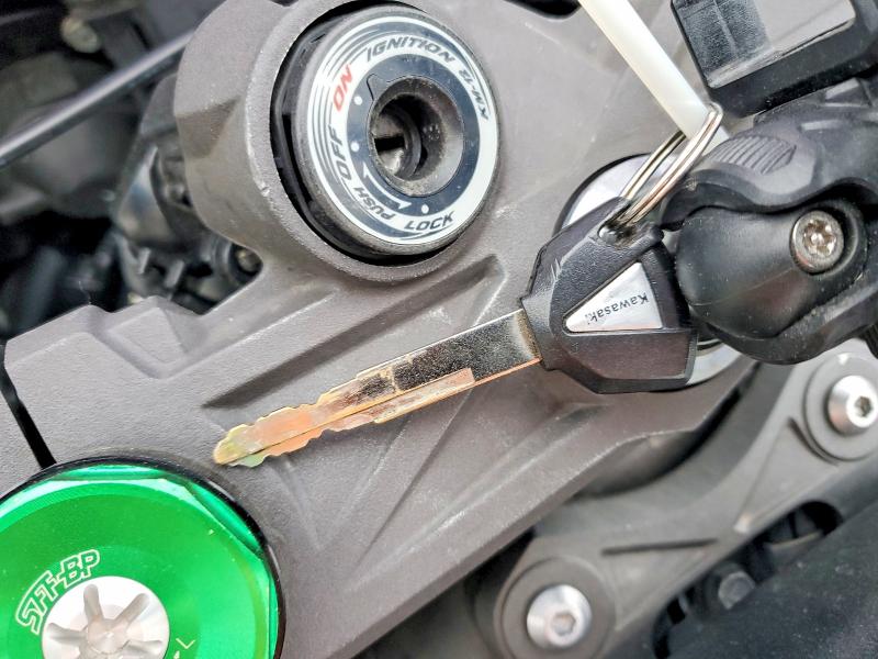56508096 :رقم المزاد ، JKBZXJE18GA019416 vin ، 2016 Kawasaki Zx636 مزاد بيع