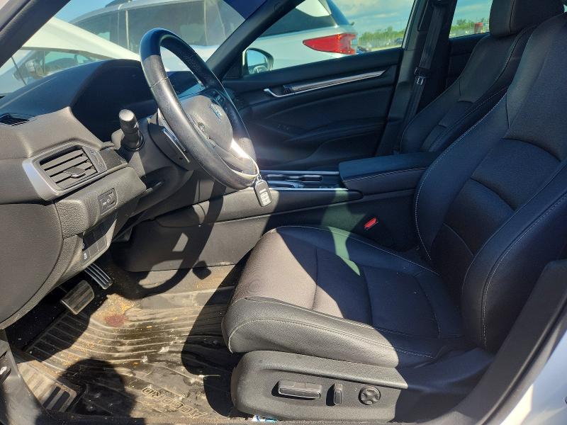 57046886 :رقم المزاد ، 1HGCV1F30LA061838 vin ، 2020 Honda Accord مزاد بيع