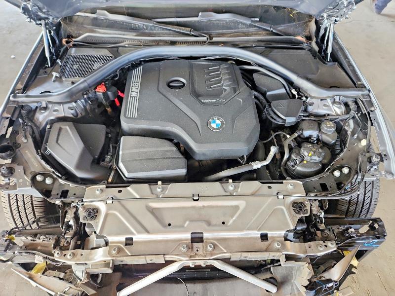 55993056 :رقم المزاد ، 3MW69FF07R8E35382 vin ، 2024 Bmw 330i مزاد بيع
