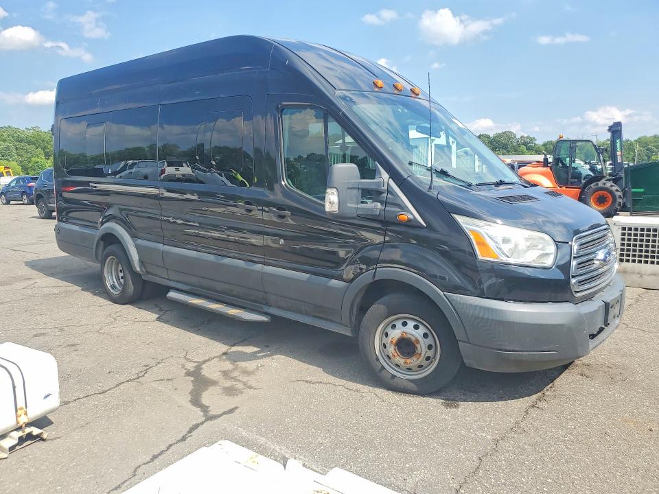 57317876 :رقم المزاد ، 1FBVU4XG2FKA74901 vin ، 2015 Ford Transit مزاد بيع