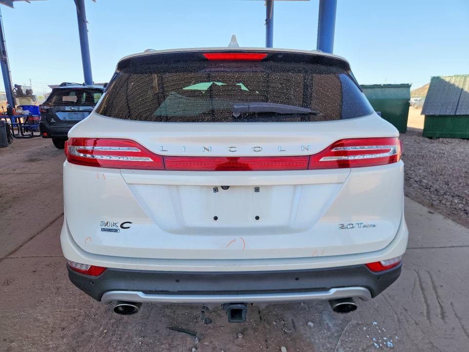 Продажа на аукционе авто 2017 Lincoln Mkc, vin: 5LMCJ4D99HUL21493, номер лота: 55620316