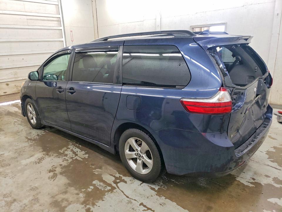 Продаж на аукціоні авто 2018 Toyota Sienna, vin: 5TDKZ3DC6JS960068, номер лоту: 56405896