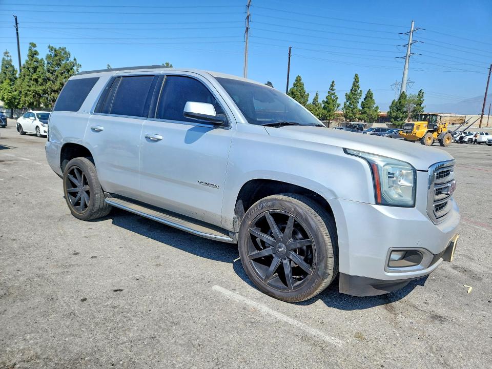 58217336 :رقم المزاد ، 1GKS1AEC1FR275934 vin ، 2015 Gmc Yukon مزاد بيع