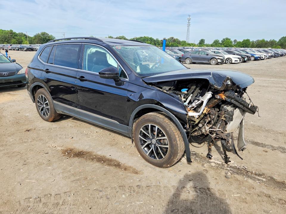 53886696 :رقم المزاد ، 3VV2B7AX6MM052714 vin ، 2021 Volkswagen Tiguan مزاد بيع
