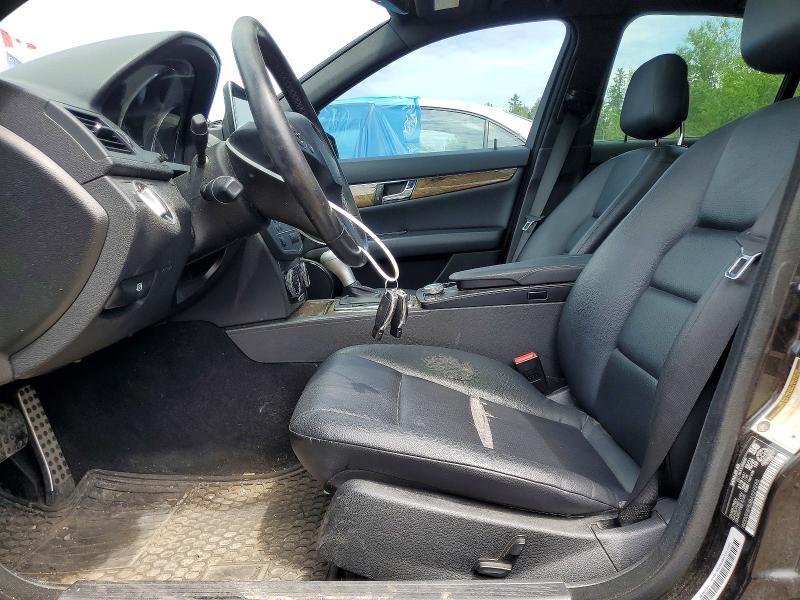 2011 Mercedes-benz C მანქანა იყიდება აუქციონზე, vin: WDDGF8FB3BA529255, აუქციონის ნომერი: 56499686
