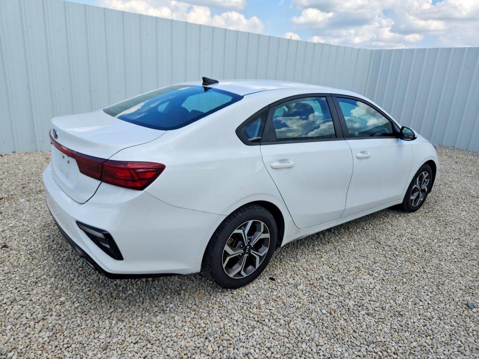 Aukcja sprzedaży 2021 Kia Forte, vin: 3KPF24AD5ME337225, numer aukcji: 56268236