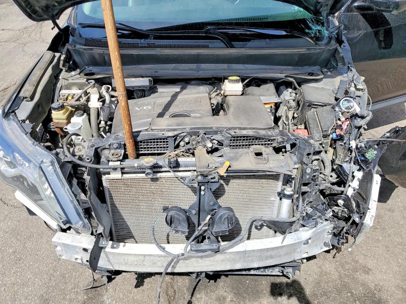 55626236 :رقم المزاد ، 5N1DR2MM4KC601537 vin ، 2019 Nissan Pathfinder مزاد بيع