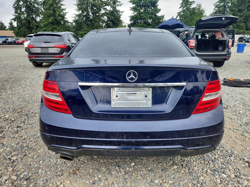 58988216 :رقم المزاد ، WDDGJ4HB9DF945482 vin ، 2013 Mercedes-benz C مزاد بيع