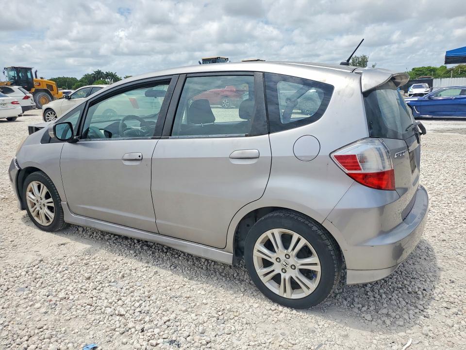 57043486 :رقم المزاد ، JHMGE8H69AS018914 vin ، 2010 Honda Fit مزاد بيع