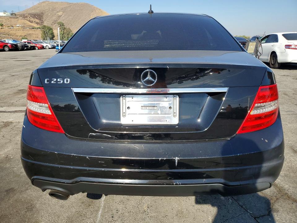 Продаж на аукціоні авто 2013 Mercedes-benz C, vin: WDDGF4HB9DR293625, номер лоту: 58081916