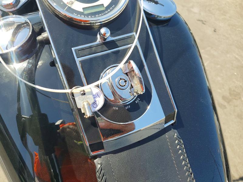 57016416 :رقم المزاد ، 1HD1JD5108Y074508 vin ، 2008 Harley-davidson Flstn مزاد بيع