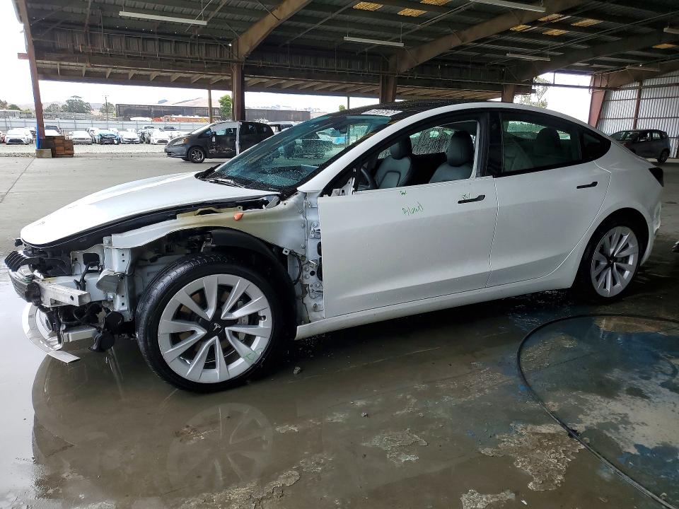 2022 Tesla Model 3 მანქანა იყიდება აუქციონზე, vin: 5YJ3E1EA5NF370178, აუქციონის ნომერი: 58765926