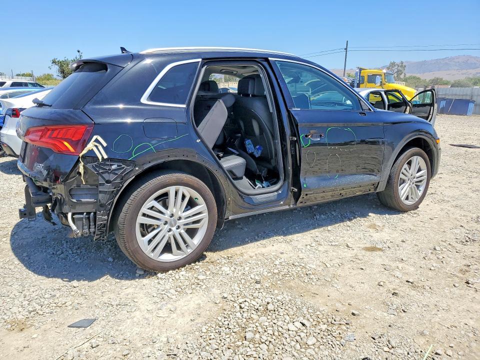 Продажа на аукционе авто 2018 Audi Q5, vin: WA1BNAFY5J2110524, номер лота: 55978756