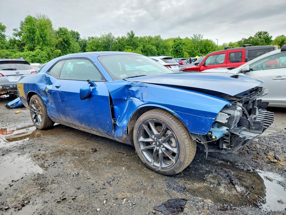 57825366 :رقم المزاد ، 2C3CDZKG0MH677507 vin ، 2021 Dodge Challenger مزاد بيع