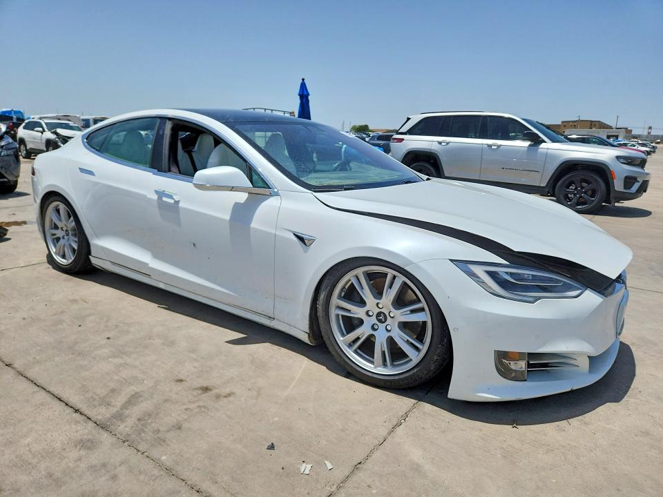 58943736 :رقم المزاد ، 5YJSA1E27LF411326 vin ، 2020 Tesla Model S مزاد بيع