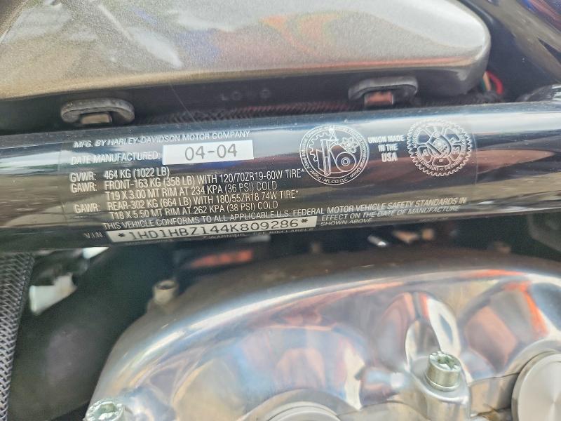 57912036 :رقم المزاد ، 1HD1HBZ144K809286 vin ، 2004 Harley-davidson Vrscb مزاد بيع