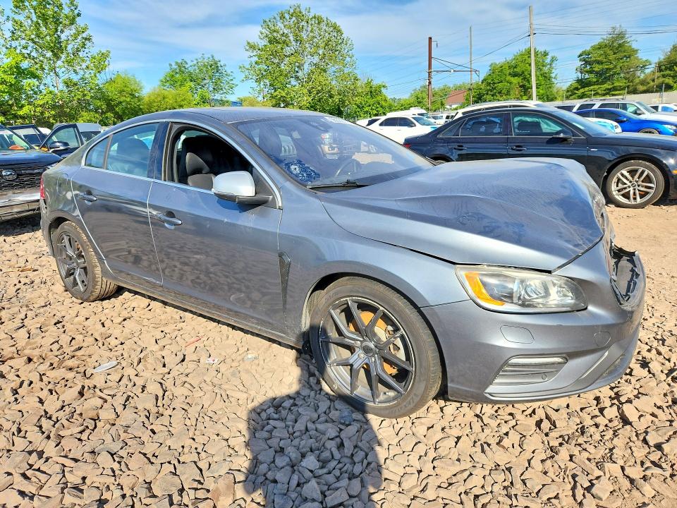 2016 Volvo S60 მანქანა იყიდება აუქციონზე, vin: YV126MFP7G2396889, აუქციონის ნომერი: 55330116