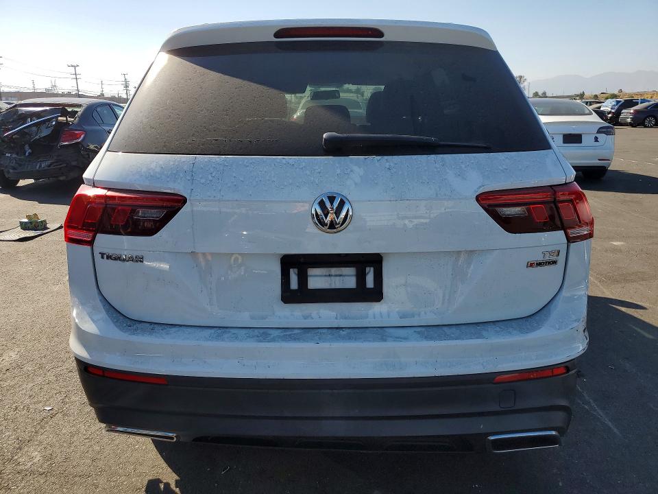 2018 Volkswagen Tiguan მანქანა იყიდება აუქციონზე, vin: 3VV0B7AX6JM116320, აუქციონის ნომერი: 56173546