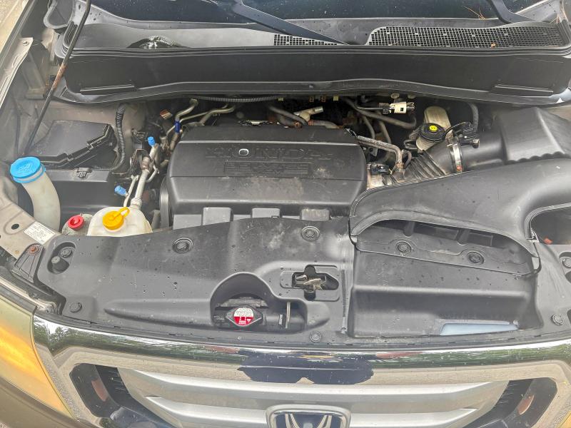 58615986 :رقم المزاد ، 5FNYF4H57BB010649 vin ، 2011 Honda Pilot مزاد بيع