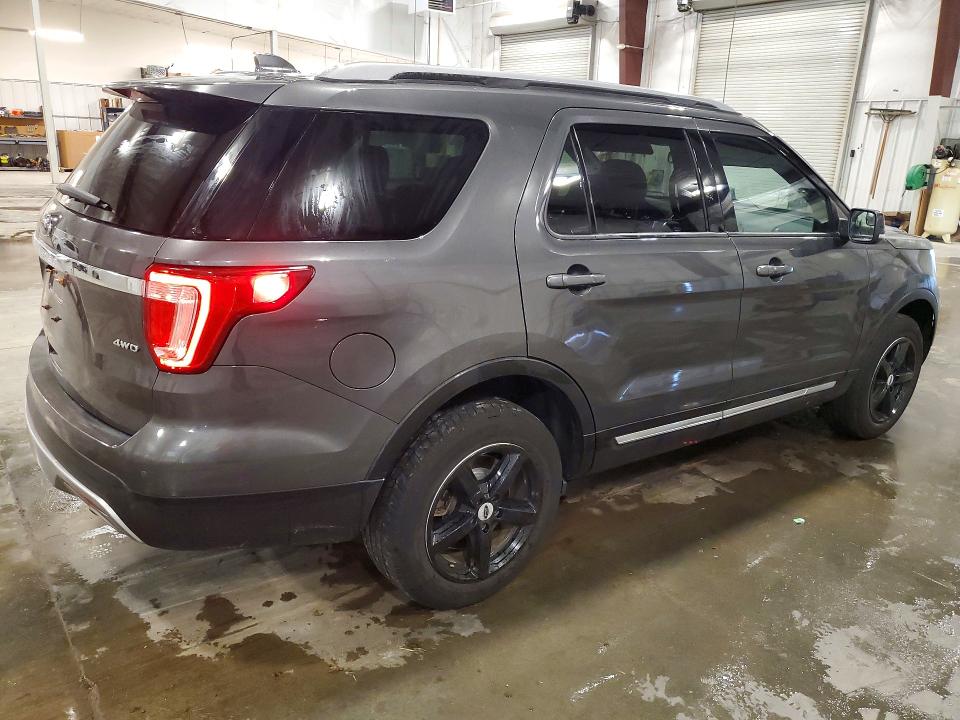 57428976 :رقم المزاد ، 1FM5K8D84HGD89013 vin ، 2017 Ford Explorer مزاد بيع