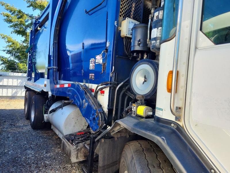 Продаж на аукціоні авто 2015 Peterbilt 320, vin: 3BPZLH0X2FF260940, номер лоту: 54119756