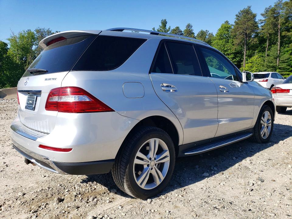 2014 Mercedes-benz Ml მანქანა იყიდება აუქციონზე, vin: 4JGDA2EB0EA381981, აუქციონის ნომერი: 55903286
