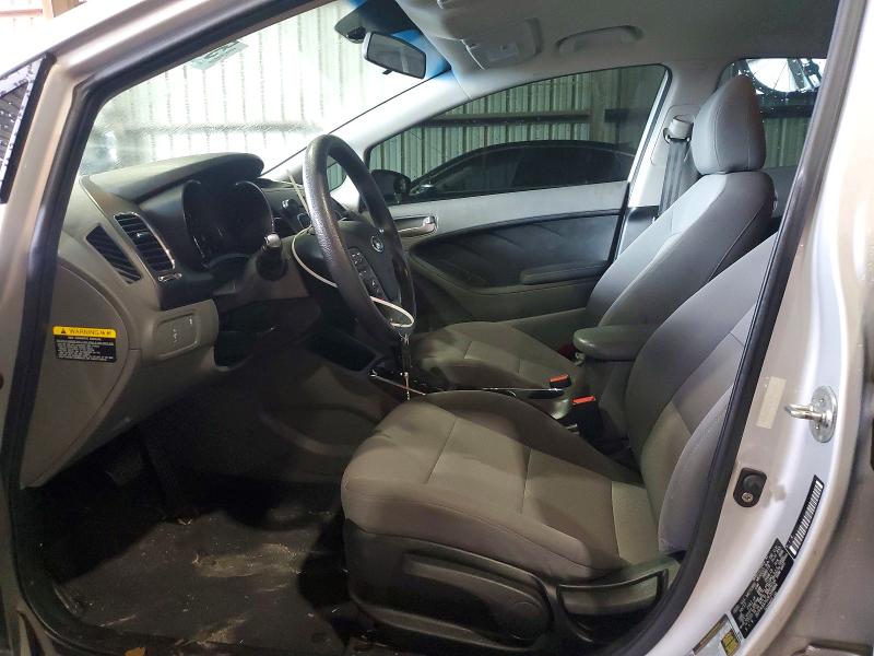 57883756 :رقم المزاد ، 3KPFK4A70JE209884 vin ، 2018 Kia Forte مزاد بيع