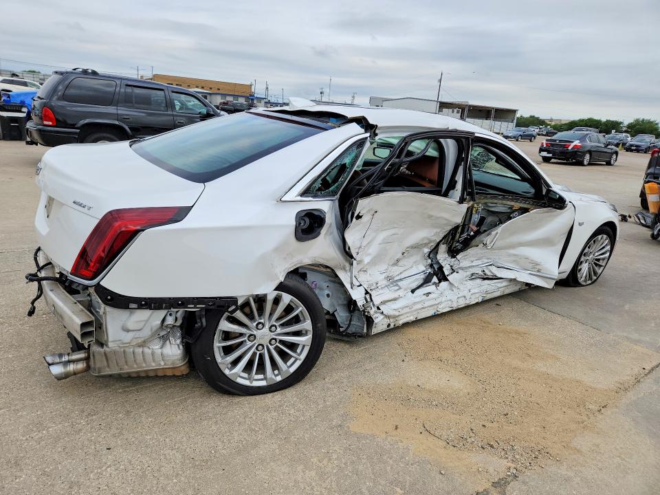 57314906 :رقم المزاد ، 1G6KC5RX2JU151271 vin ، 2018 Cadillac Ct6 مزاد بيع