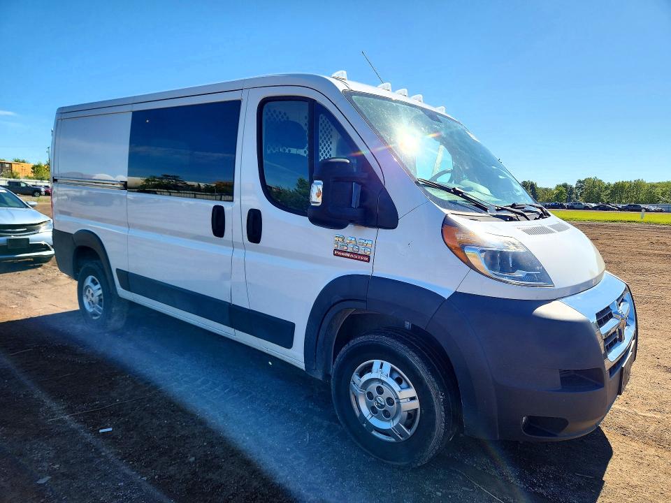 58189366 :رقم المزاد ، 3C6TRVAG5HE534214 vin ، 2017 Ram Promaster 1500 مزاد بيع