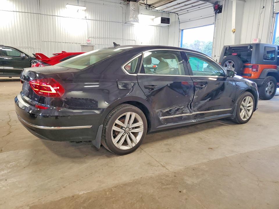 Aukcja sprzedaży 2017 Volkswagen Passat, vin: 1VWCT7A33HC042045, numer aukcji: 57443546