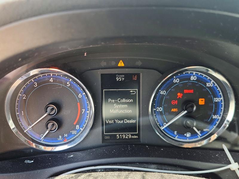56459046 :رقم المزاد ، 5YFBURHE4HP636519 vin ، 2017 Toyota Corolla مزاد بيع